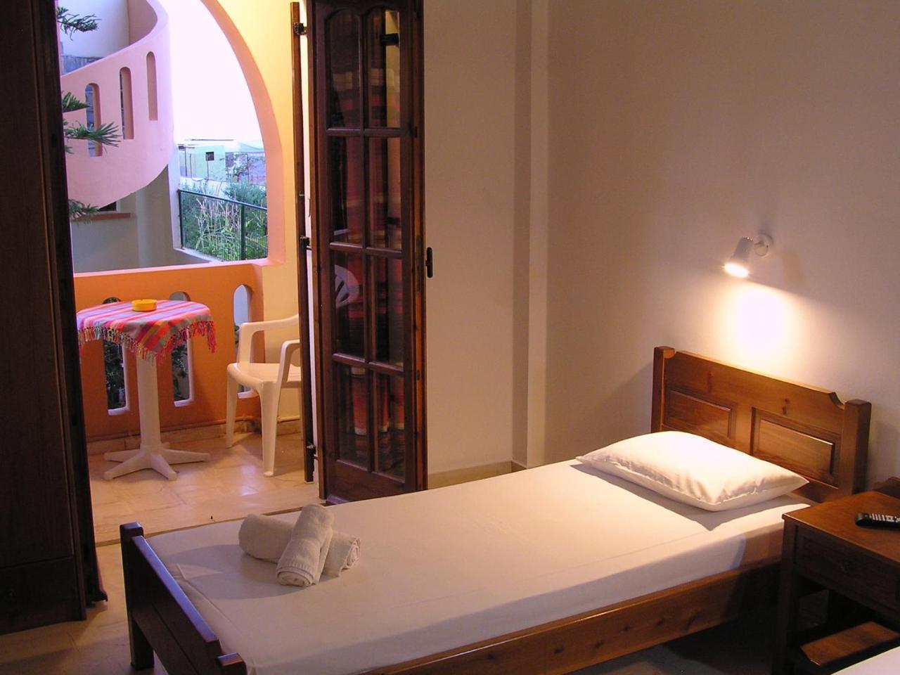 Anthoula Sunrise Aparthotel Kokkini Hani ภายนอก รูปภาพ